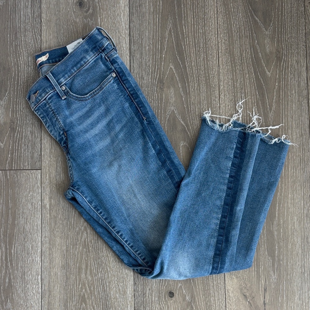 Levi's 311 Shaping Skinny Distressed Blue Ankle Jeans, Size 28